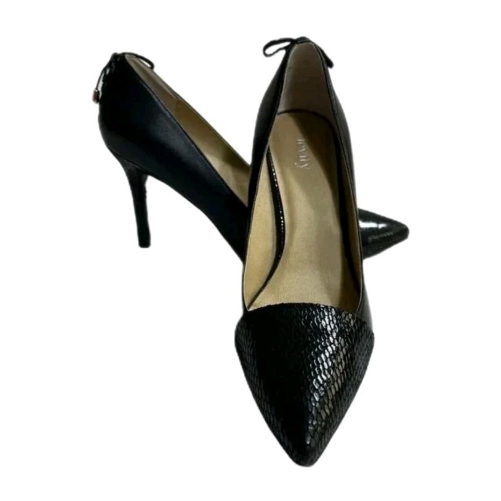 Levity Womens Jalone Leather Stiletto Heels Sz 7 M Black Pointed Toe Pumps Shoes